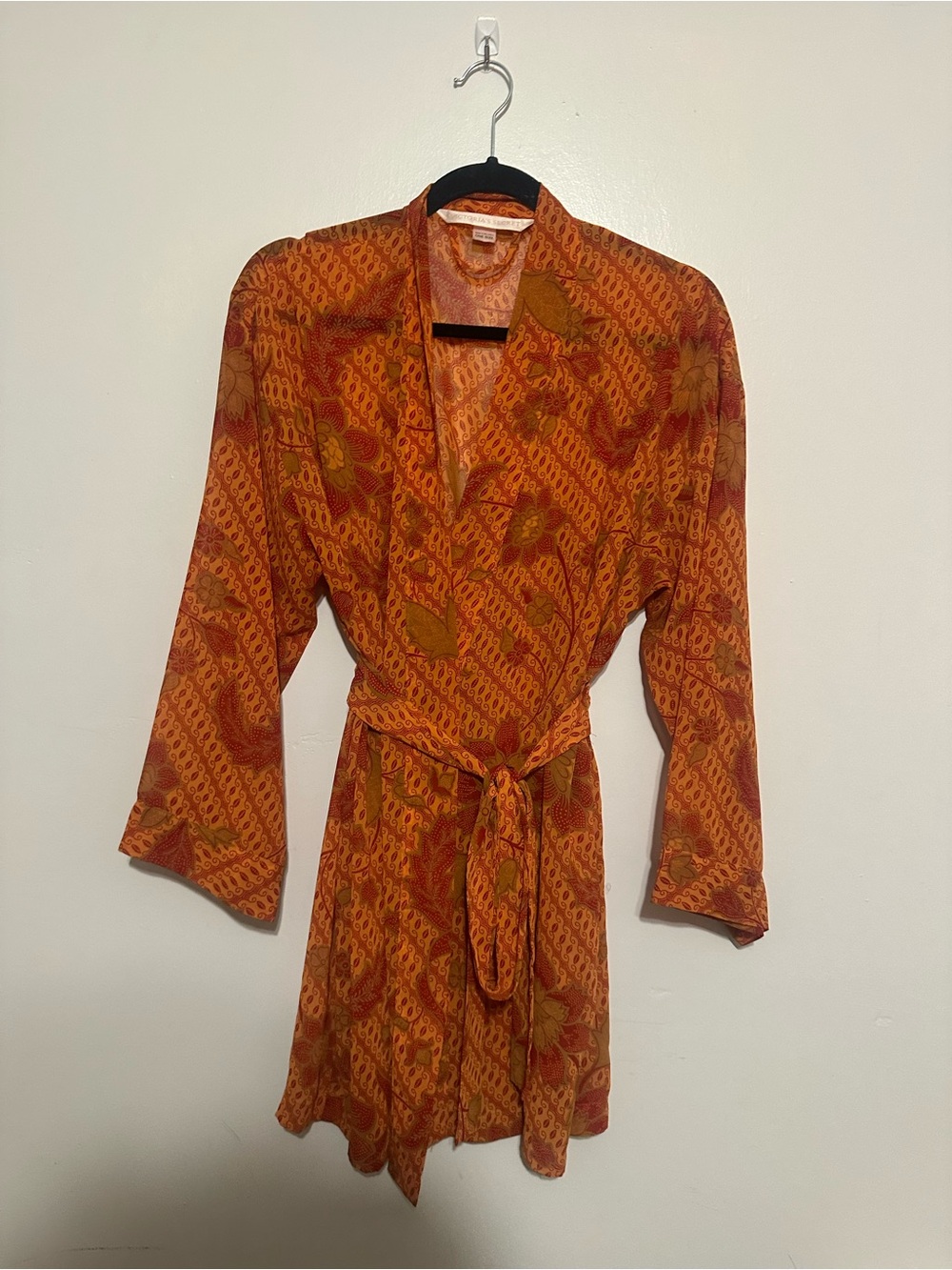 Victoria's Secret Orange and Rust Paisley Kimono